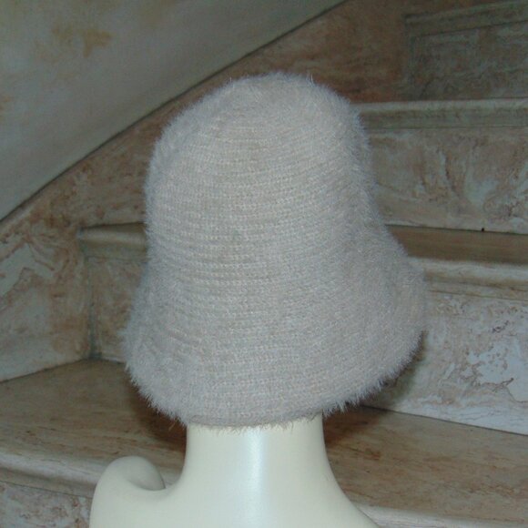 RARE Hansel From Basel Bucket Hat Creme Woman's Fuzzy Y2K Winter Cabin Classic - Picture 3 of 5